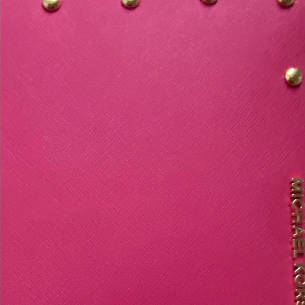 Michael Kors Sandrine Stud EWCrossbody Bag pink
